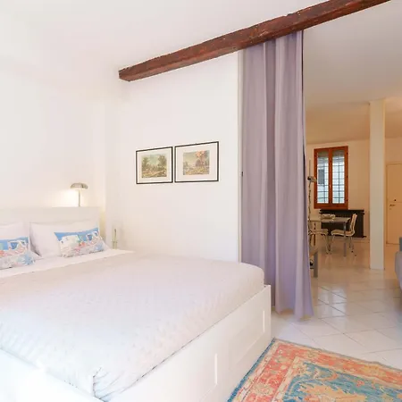 Teagarden Centro Storico Apartmán