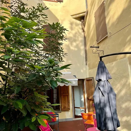 Teagarden Centro Storico Apartmán *